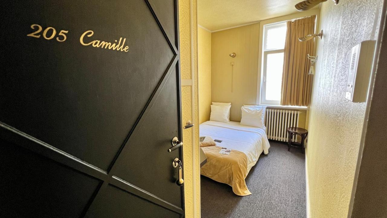 Latroupe Le Berger Hotel Saint-Gilles Екстериор снимка