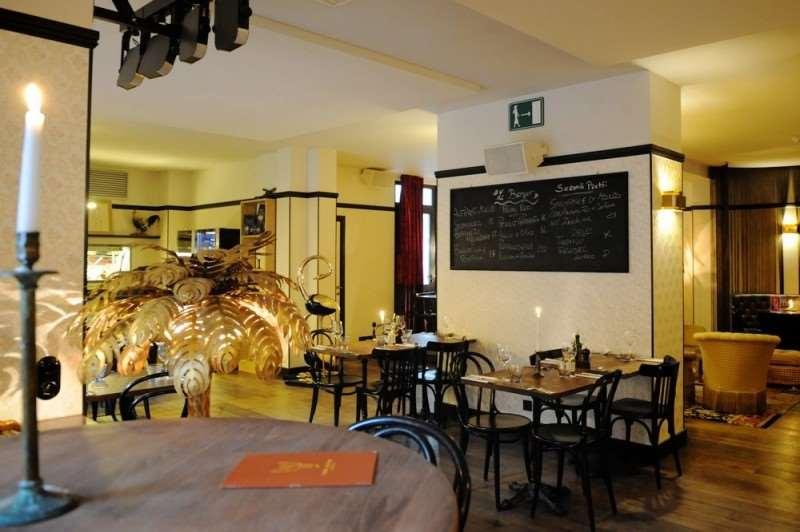 Latroupe Le Berger Hotel Saint-Gilles Ресторант снимка