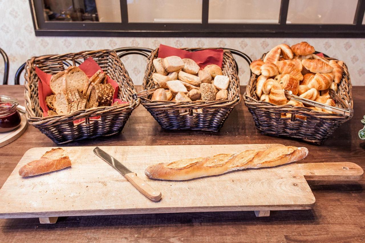 Latroupe Le Berger Hotel Saint-Gilles Екстериор снимка