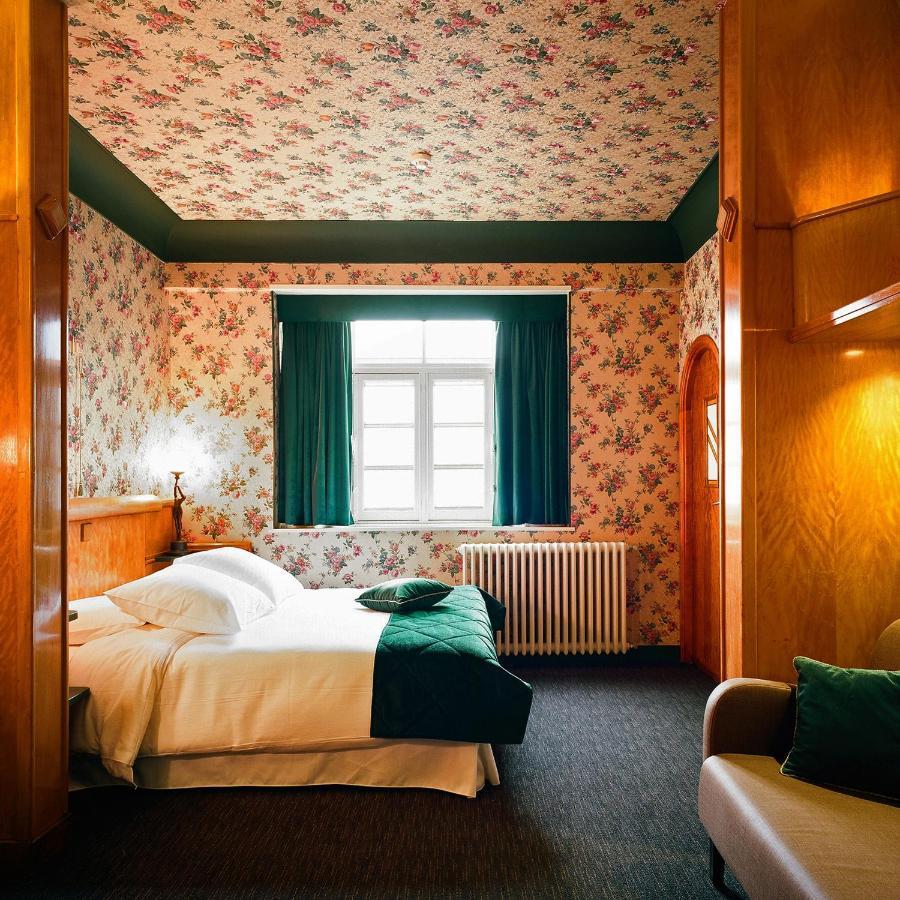 Latroupe Le Berger Hotel Saint-Gilles Екстериор снимка