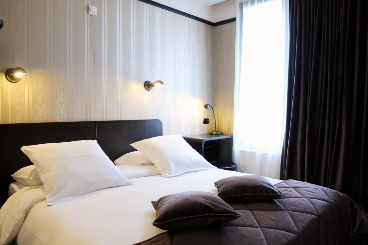 Latroupe Le Berger Hotel Saint-Gilles Екстериор снимка